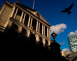 Rising Interest Rates and Central Bank Decisions Shape Investor Sentiment | Daily Market Analysis 
