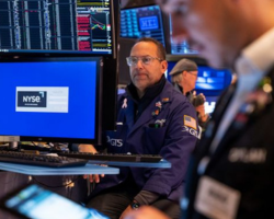 Dow-Jones-Slips-as-Weak-Consumer-Sentiment-and-Data-Delays-Cloud-Market-Outlook-Preview